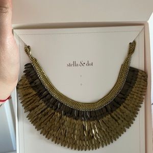Stella and Dot Pegasus Necklace